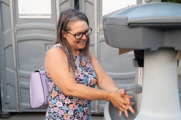 Best Affordable portable toilet rental  in Parkland, WA